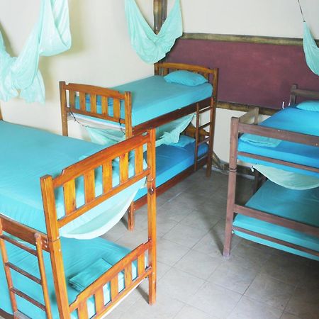 My Little House Surf&Backpacker Hostel Montañita Dış mekan fotoğraf